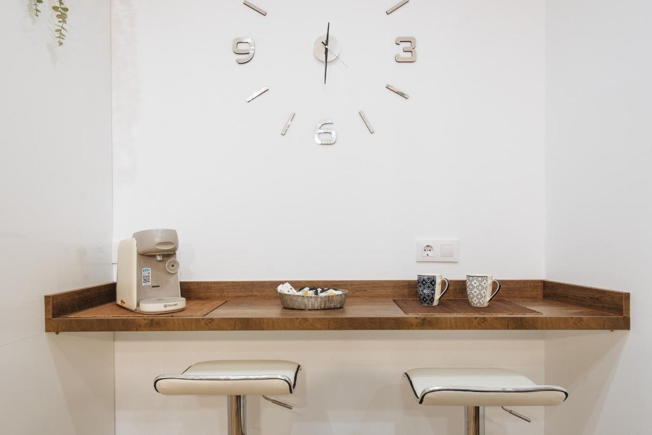 El Apartamento Del Reloj De Sol Seville Ngoại thất bức ảnh